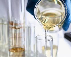 The Difference Between Synthetic Oil and Mineral Oil